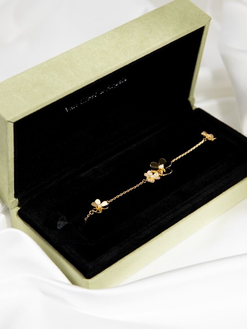 Van Cleef & Arpels bracelet